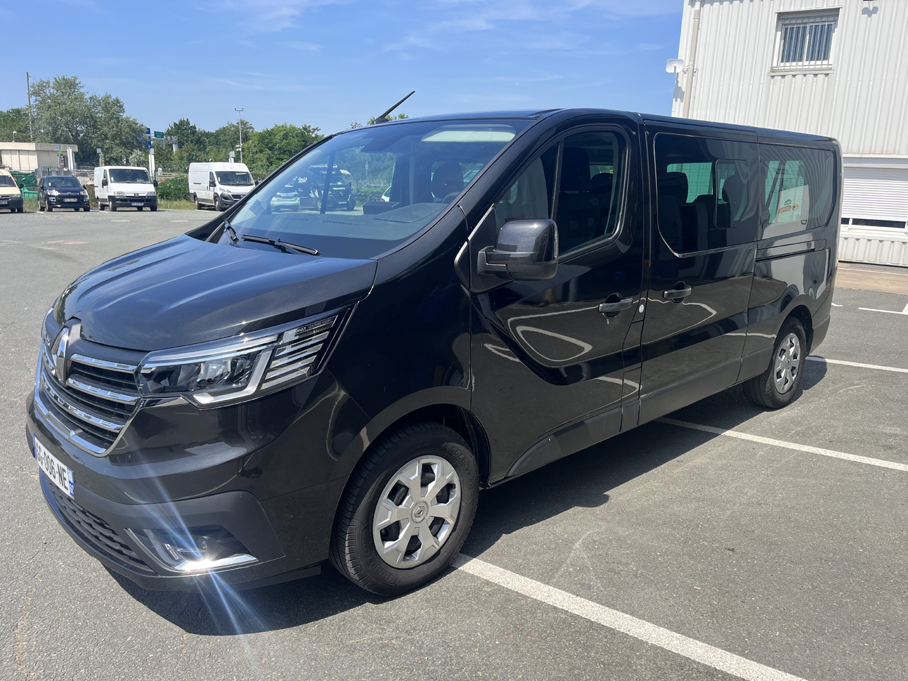 RENAULT TRAFIC 2.0DCI150 L2H1 - Kleinbus, Personentransporter: das Bild 2 RENAULT TRAFIC 2.0DCI150 L2H1 - Kleinbus, Personentransporter: das Bild 2