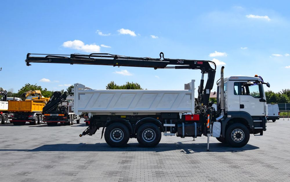 MAN TGS 33.360 / 6x4 / HDS HIAB 122 E-2 HIDUO / STEROWANIE RADIOWE / WYWROTKA / HYDROBURTA / AUTOMAT / KLIMA / TEMPOMAT / KAMERA COFANIA / SPROWADZONY - Kipper: das Bild 4 MAN TGS 33.360 / 6x4 / HDS HIAB 122 E-2 HIDUO / STEROWANIE RADIOWE / WYWROTKA / HYDROBURTA / AUTOMAT / KLIMA / TEMPOMAT / KAMERA COFANIA / SPROWADZONY - Kipper: das Bild 4
