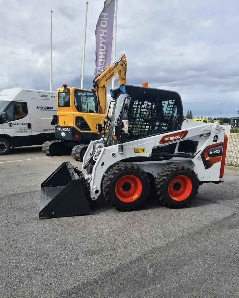 BOBCAT S450 - Kompaktlader: das Bild 4 BOBCAT S450 - Kompaktlader: das Bild 4