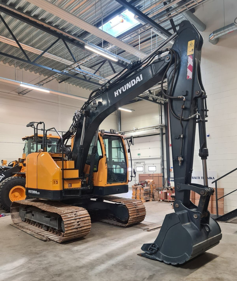 HYUNDAI HX130ALCR - Kettenbagger: das Bild 4 HYUNDAI HX130ALCR - Kettenbagger: das Bild 4
