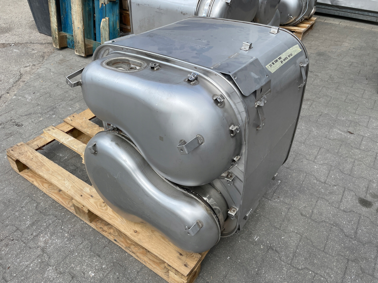 KATALIZATOR MAN TGX TGS EURO 6 DPF TŁUMIK WYDECH 81151036132 - Auspuff für LKW: das Bild 1 KATALIZATOR MAN TGX TGS EURO 6 DPF TŁUMIK WYDECH 81151036132 - Auspuff für LKW: das Bild 1