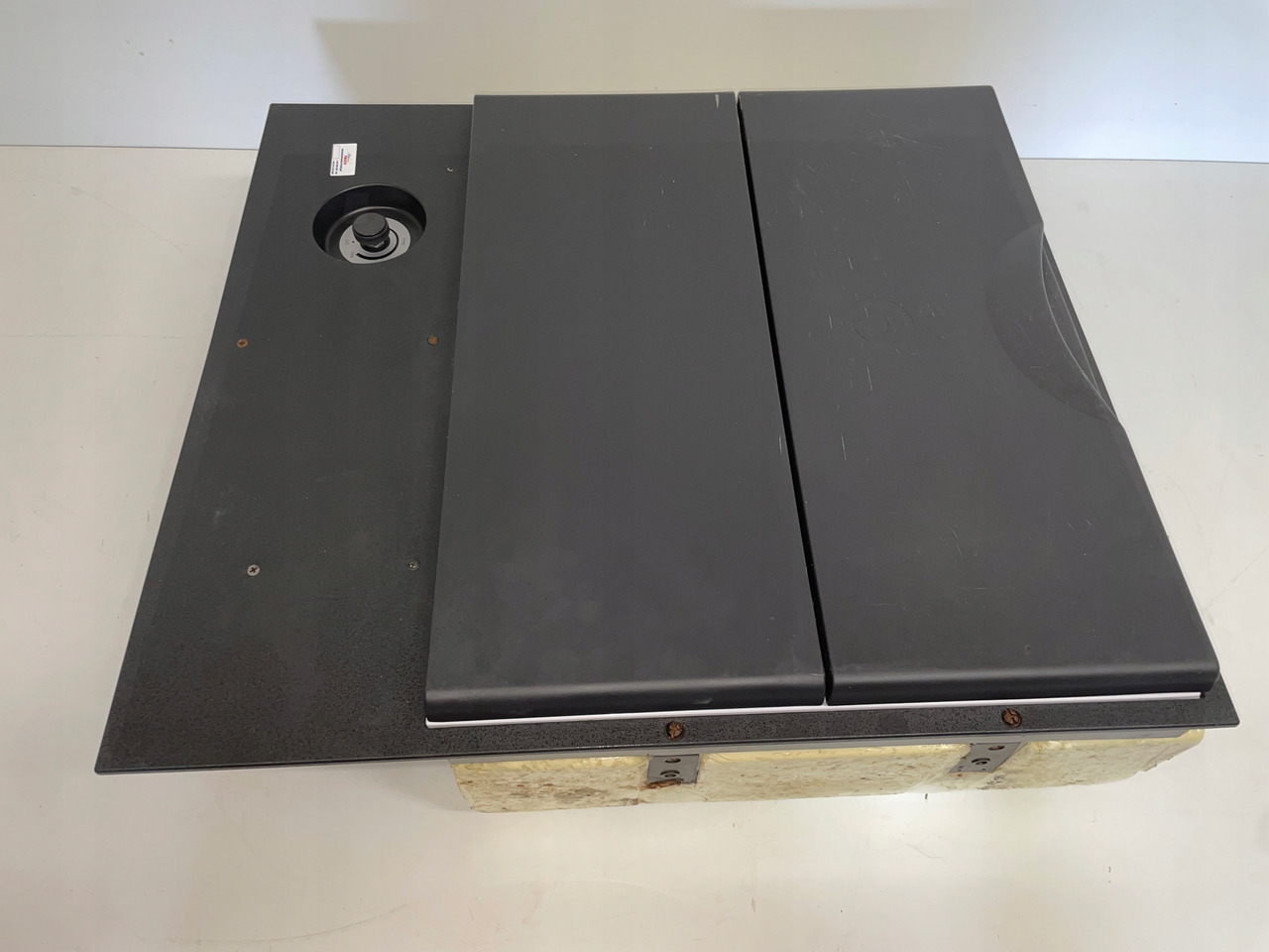 LODÓWKA RENAULT GAMA T RANGE P7484581543/2 - Fahrerhaus und Interieur für LKW: das Bild 3 LODÓWKA RENAULT GAMA T RANGE P7484581543/2 - Fahrerhaus und Interieur für LKW: das Bild 3