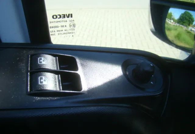 Kastenwagen Iveco DAILY 35 S 15 MAXI L4 H2 KLIMATRONIC: das Bild 15 Kastenwagen Iveco DAILY 35 S 15 MAXI L4 H2 KLIMATRONIC: das Bild 15