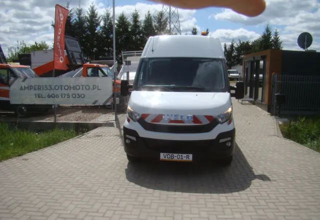 Iveco DAILY 35 S 16 REJESTRACJA NA 6-OSÓB SUPER NA KAMPERA - Kastenwagen: das Bild 3 Iveco DAILY 35 S 16 REJESTRACJA NA 6-OSÓB SUPER NA KAMPERA - Kastenwagen: das Bild 3
