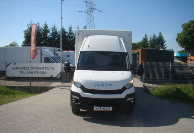 Iveco DAILY 70 C 18 3.0TDI 5.45M WINDA 1000KG - Koffer LKW: das Bild 2 Iveco DAILY 70 C 18 3.0TDI 5.45M WINDA 1000KG - Koffer LKW: das Bild 2