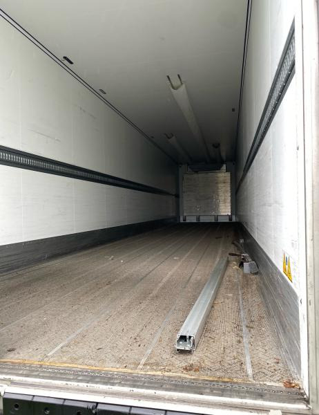 Kühlkoffer Auflieger Schmitz Cargobull SCS: das Bild 6 Kühlkoffer Auflieger Schmitz Cargobull SCS: das Bild 6