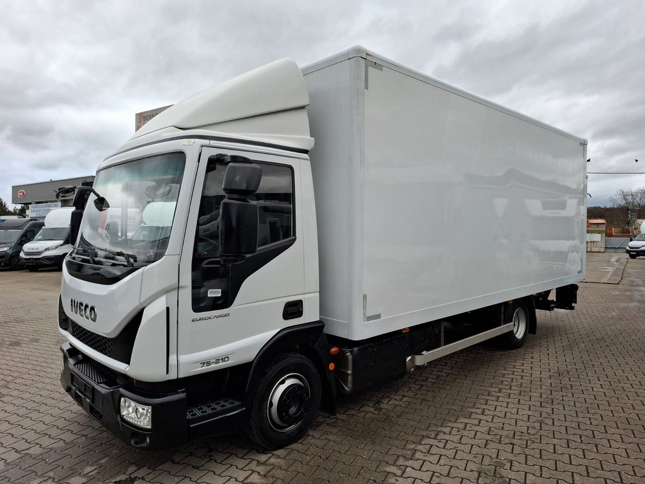 Iveco ML75-210P, Koffer, LBW, Klima, Luft,.. - Koffer Transporter: das Bild 1 Iveco ML75-210P, Koffer, LBW, Klima, Luft,.. - Koffer Transporter: das Bild 1