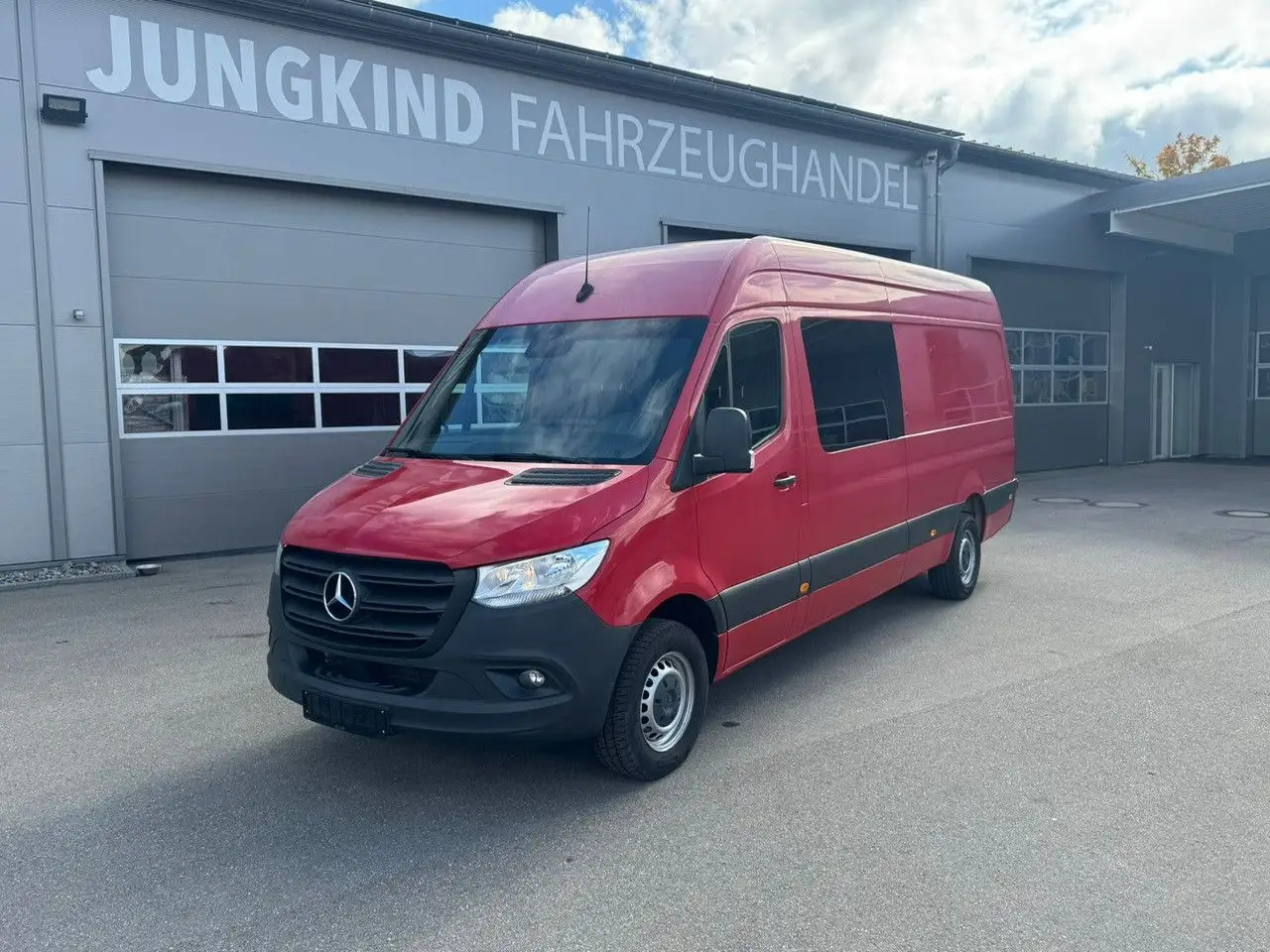 Mercedes-Benz Sprinter 317 CDI Maxi Lang Mixto AHK 3,5t MBUX - Kastenwagen, Transporter mit Doppelkabine: das Bild 1 Mercedes-Benz Sprinter 317 CDI Maxi Lang Mixto AHK 3,5t MBUX - Kastenwagen, Transporter mit Doppelkabine: das Bild 1