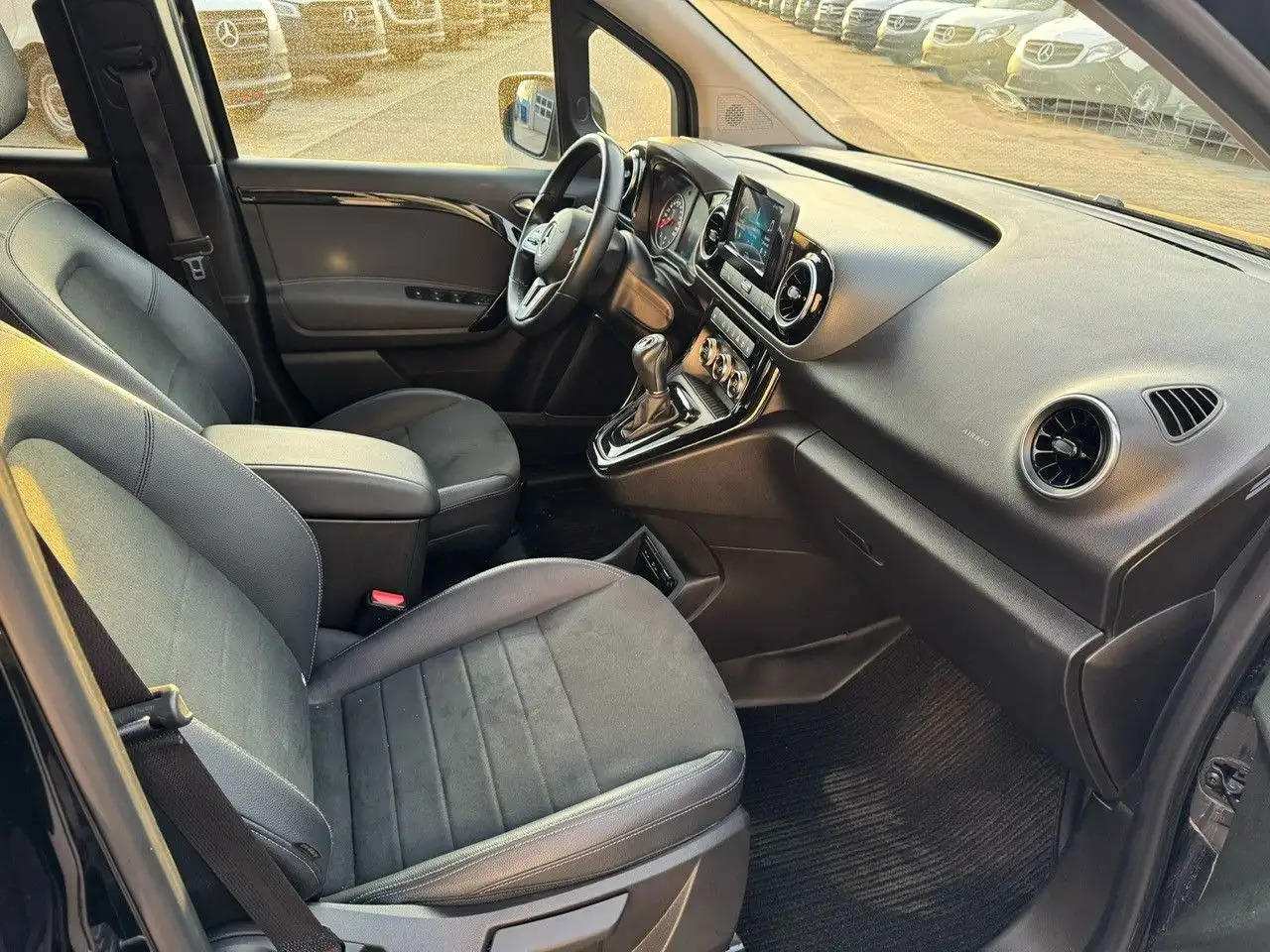 Mercedes-Benz T-Class T -Klasse 160 d standard - PKW: das Bild 2 Mercedes-Benz T-Class T -Klasse 160 d standard - PKW: das Bild 2