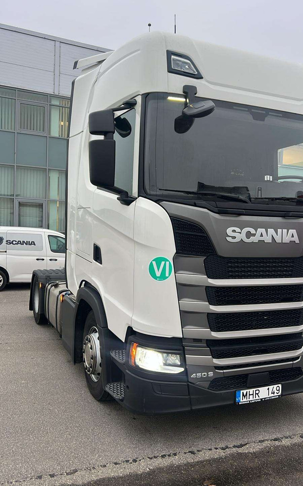 Scania S450 - Sattelzugmaschine: das Bild 2 Scania S450 - Sattelzugmaschine: das Bild 2