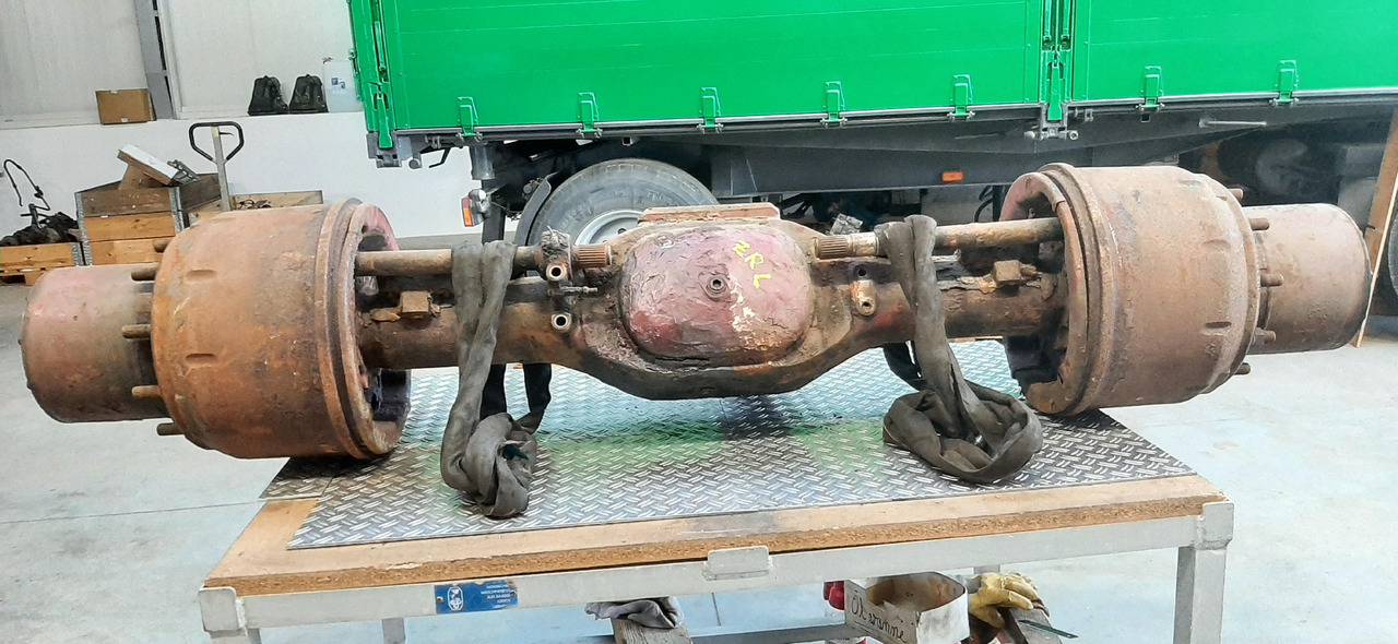 Gebrauchte DB 17 - 20, Außenplanetenachse, ABS, 10 Tonnen, Artikel - Nr. : 387.35031.20 - Hinterachse für LKW: das Bild 3 Gebrauchte DB 17 - 20, Außenplanetenachse, ABS, 10 Tonnen, Artikel - Nr. : 387.35031.20 - Hinterachse für LKW: das Bild 3