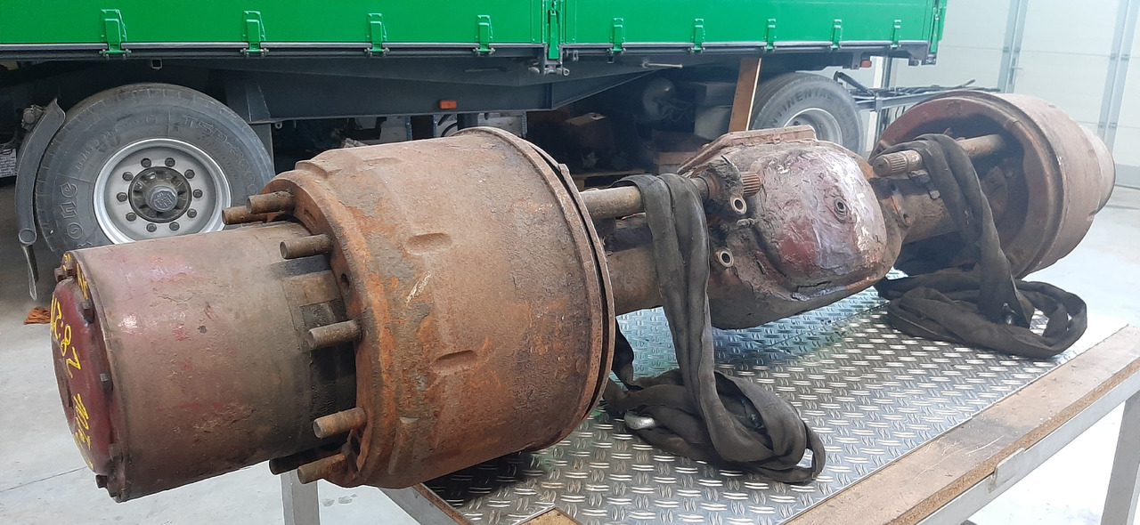 Gebrauchte DB 17 - 20, Außenplanetenachse, ABS, 10 Tonnen, Artikel - Nr. : 387.35031.20 - Hinterachse für LKW: das Bild 2 Gebrauchte DB 17 - 20, Außenplanetenachse, ABS, 10 Tonnen, Artikel - Nr. : 387.35031.20 - Hinterachse für LKW: das Bild 2