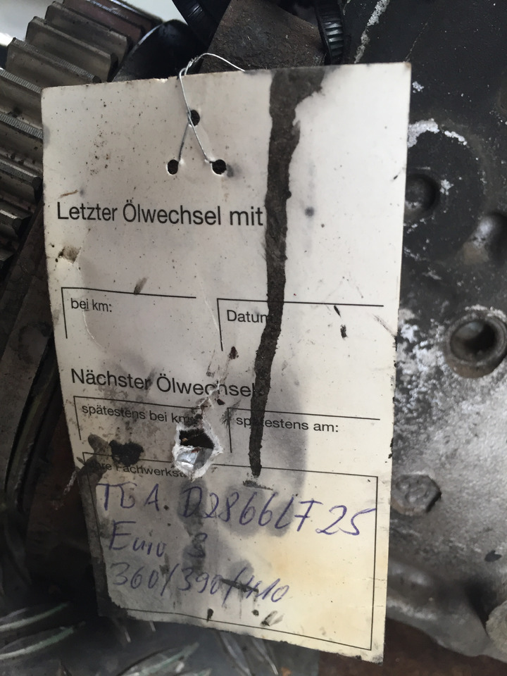 Gebrauchte Einspritzpumpe MAN TGA 2866, LF25, 6 Zylinder, TGA 360, 390, 410 - Kraftstoffpumpe für LKW: das Bild 3 Gebrauchte Einspritzpumpe MAN TGA 2866, LF25, 6 Zylinder, TGA 360, 390, 410 - Kraftstoffpumpe für LKW: das Bild 3