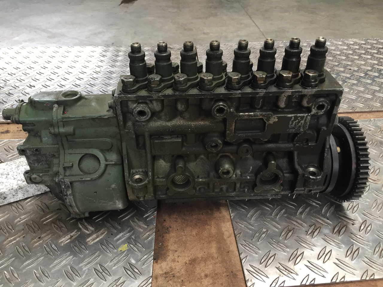 Kraftstoffpumpe für LKW Gebrauchte Einspritzpumpe MB 1729 SK OM 442, 290 PS, Bosch - Nr. : 0401 848 805: das Bild 8 Kraftstoffpumpe für LKW Gebrauchte Einspritzpumpe MB 1729 SK OM 442, 290 PS, Bosch - Nr. : 0401 848 805: das Bild 8