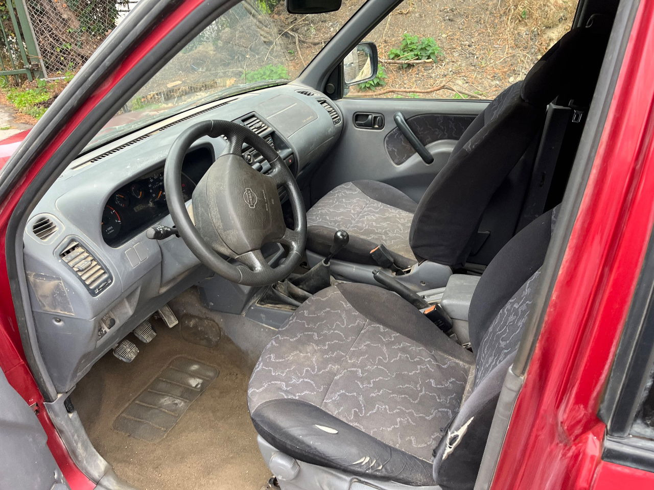 Nissan - PKW: das Bild 5 Nissan - PKW: das Bild 5