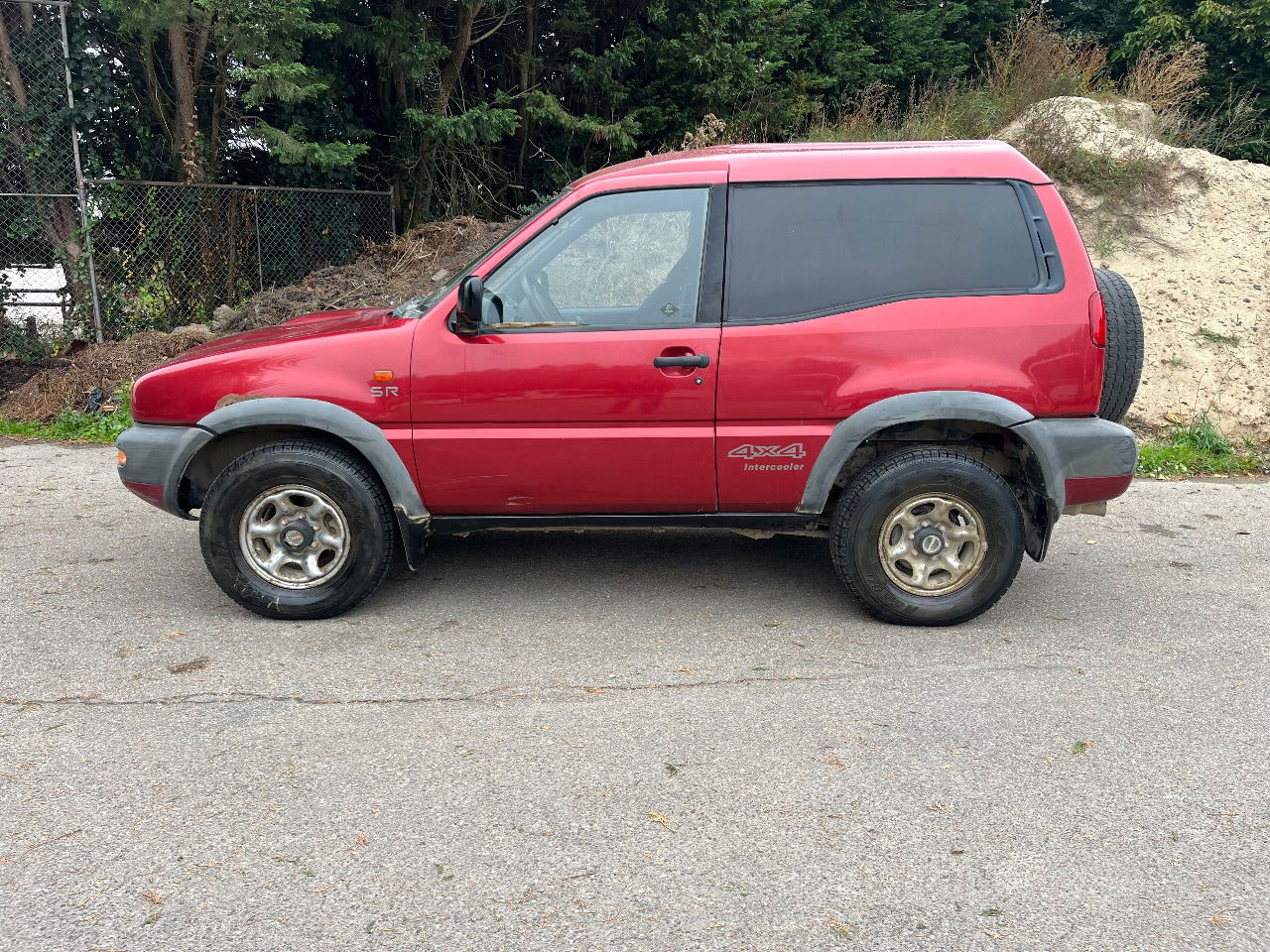 Nissan - PKW: das Bild 2 Nissan - PKW: das Bild 2