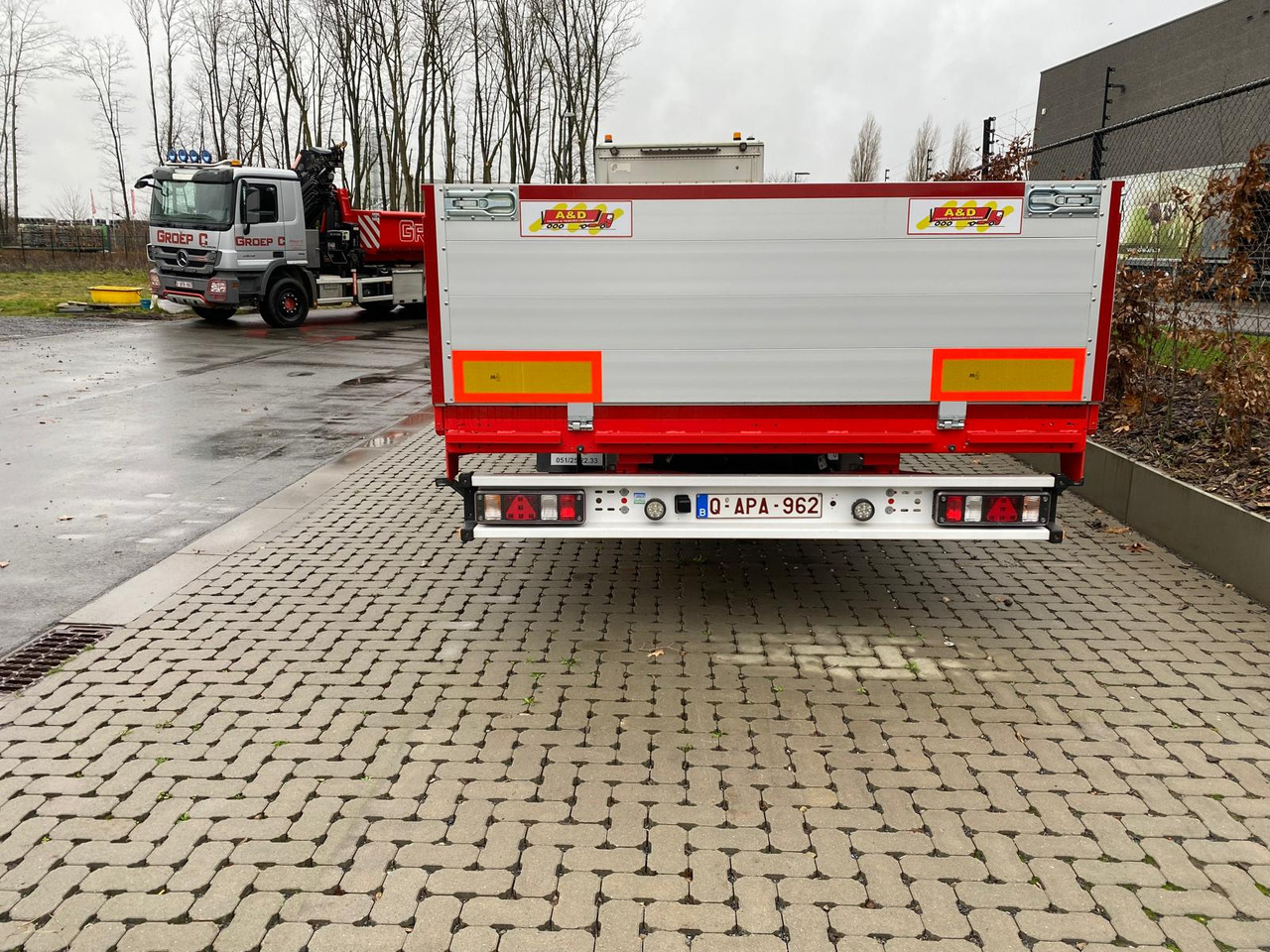 A&D - Tieflader Anhänger: das Bild 3 A&D - Tieflader Anhänger: das Bild 3