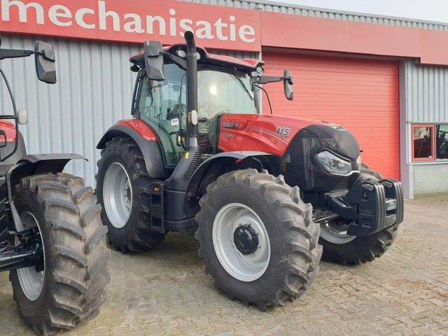 Case IH Maxxum 115 - Traktor: das Bild 2 Case IH Maxxum 115 - Traktor: das Bild 2
