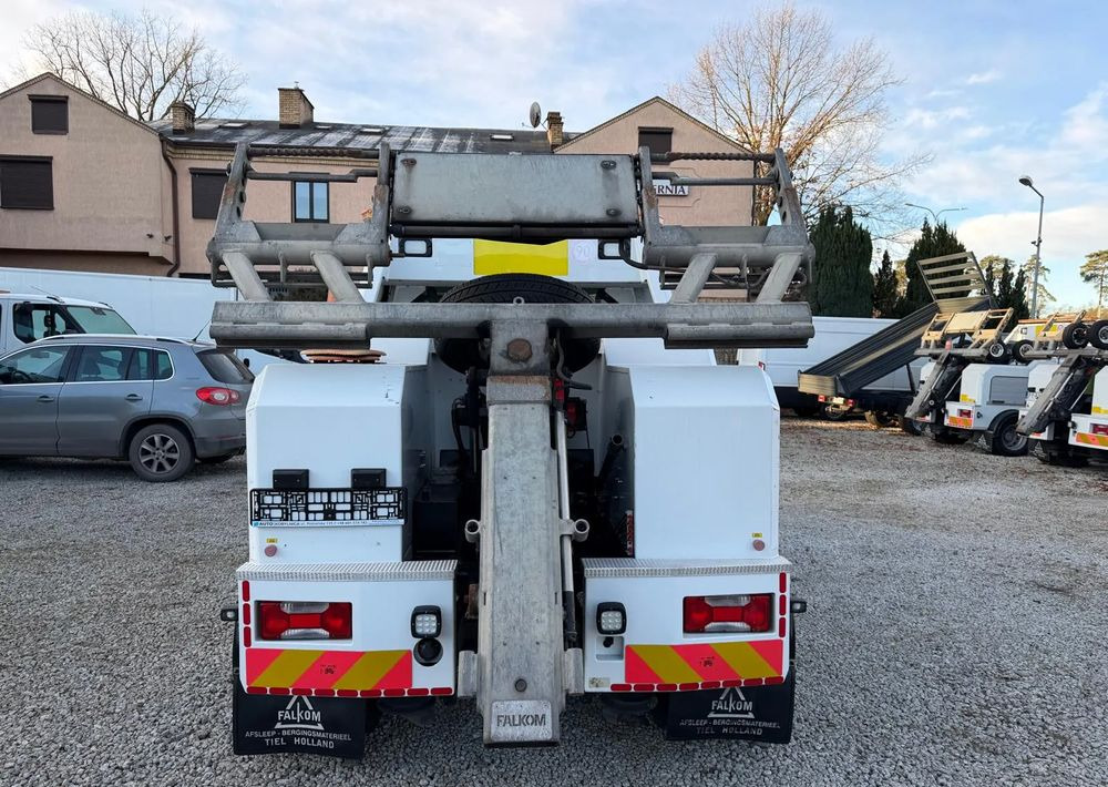 Iveco Daily 70C18 Hi-Matic Pomoc drogowa Holownik 2019r - Abschleppwagen: das Bild 5 Iveco Daily 70C18 Hi-Matic Pomoc drogowa Holownik 2019r - Abschleppwagen: das Bild 5