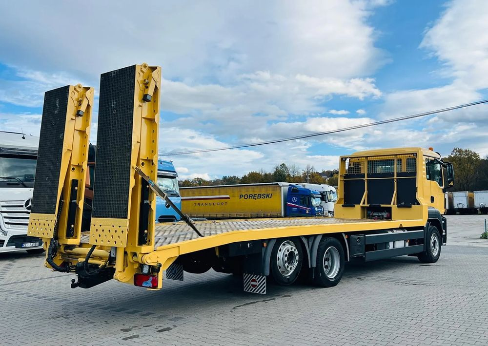 MAN TGS / 6x2/ LAWETA / PLATFORMA / NAJAZDY HYDRAULICZNE / WYCIĄGARKA / oś skrętna i podnoszona - Abschleppwagen: das Bild 3 MAN TGS / 6x2/ LAWETA / PLATFORMA / NAJAZDY HYDRAULICZNE / WYCIĄGARKA / oś skrętna i podnoszona - Abschleppwagen: das Bild 3