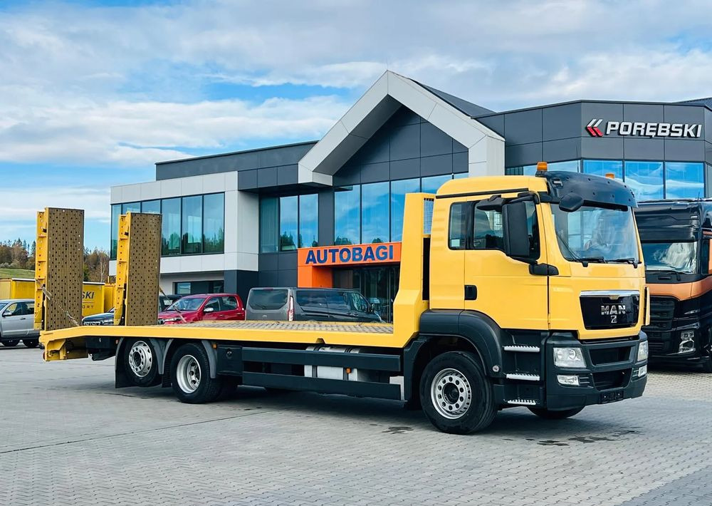 MAN TGS / 6x2/ LAWETA / PLATFORMA / NAJAZDY HYDRAULICZNE / WYCIĄGARKA / oś skrętna i podnoszona - Abschleppwagen: das Bild 1 MAN TGS / 6x2/ LAWETA / PLATFORMA / NAJAZDY HYDRAULICZNE / WYCIĄGARKA / oś skrętna i podnoszona - Abschleppwagen: das Bild 1