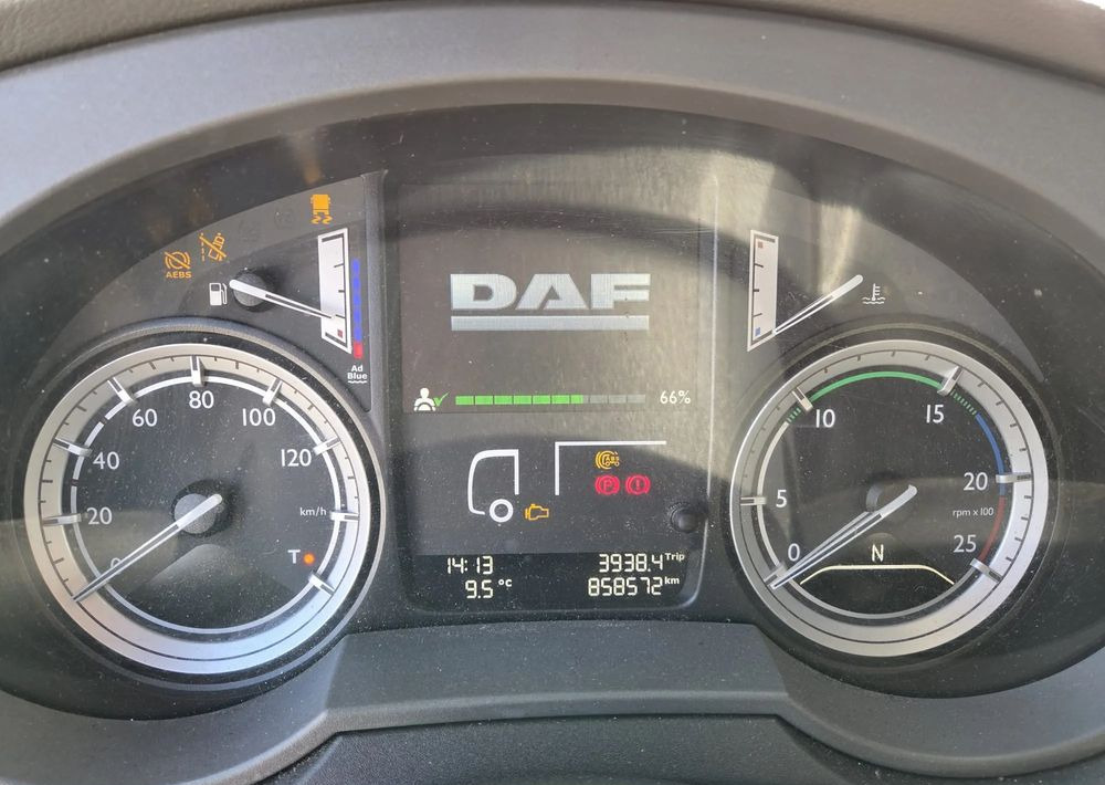 DAF XF 460 EURO6 - Sattelzugmaschine: das Bild 5 DAF XF 460 EURO6 - Sattelzugmaschine: das Bild 5