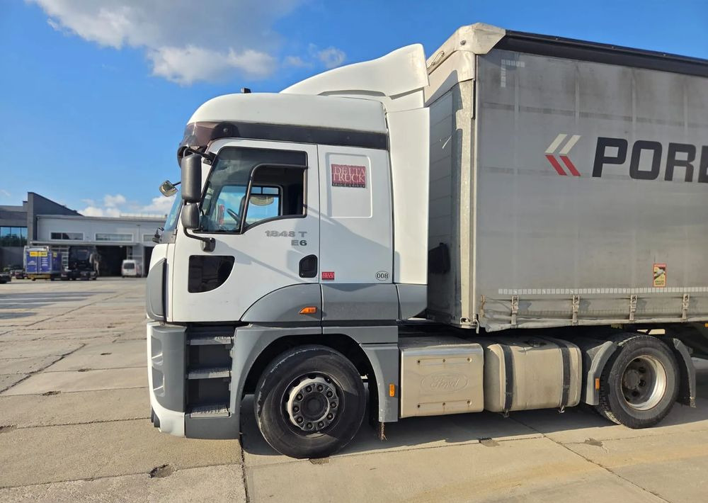 Ford CARGO - Sattelzugmaschine: das Bild 4 Ford CARGO - Sattelzugmaschine: das Bild 4