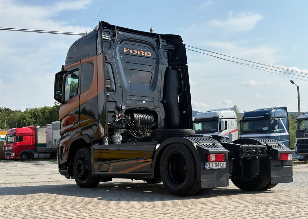 Ford F-MAX GEN2 - Sattelzugmaschine: das Bild 5 Ford F-MAX GEN2 - Sattelzugmaschine: das Bild 5