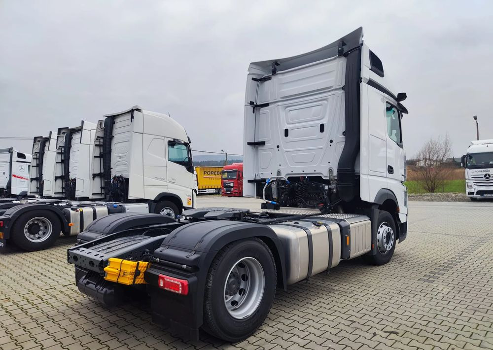 Mercedes-Benz ACTROS 1848 - Sattelzugmaschine: das Bild 5 Mercedes-Benz ACTROS 1848 - Sattelzugmaschine: das Bild 5