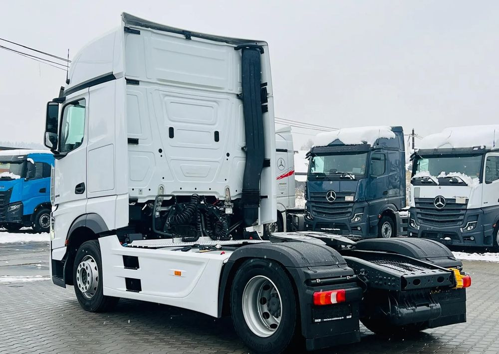 Mercedes-Benz Actros 1845/GIGA SPACE/Retarder olejowy/Klima Postojowa/Aktywny tempomat ACC/ - Sattelzugmaschine: das Bild 5 Mercedes-Benz Actros 1845/GIGA SPACE/Retarder olejowy/Klima Postojowa/Aktywny tempomat ACC/ - Sattelzugmaschine: das Bild 5