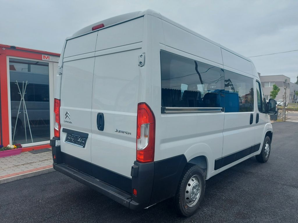 Citroën Jumper 9 Sitzer L2H2 11,5m3 S&S 140Ps SOFORT Citroën Jumper 9 Sitzer L2H2 11,5m3 S&S 140Ps SOFORT - Kleinbus, Personentransporter: das Bild 5 Citroën Jumper 9 Sitzer L2H2 11,5m3 S&S 140Ps SOFORT Citroën Jumper 9 Sitzer L2H2 11,5m3 S&S 140Ps SOFORT - Kleinbus, Personentransporter: das Bild 5