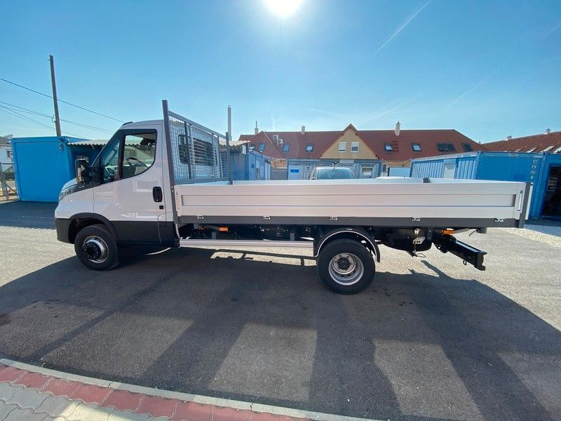 Iveco Daily 70C18H Dreiseitenkipper Iveco Daily 70C18H Dreiseitenkipper - Kipper Transporter: das Bild 3 Iveco Daily 70C18H Dreiseitenkipper Iveco Daily 70C18H Dreiseitenkipper - Kipper Transporter: das Bild 3