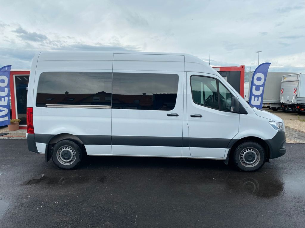 Mercedes-Benz Sprinter 11,5m3 315 9 Sitzer 150Ps SOFORT Mercedes-Benz Sprinter 11,5m3 315 9 Sitzer 150Ps SOFORT - Kleinbus, Personentransporter: das Bild 2 Mercedes-Benz Sprinter 11,5m3 315 9 Sitzer 150Ps SOFORT Mercedes-Benz Sprinter 11,5m3 315 9 Sitzer 150Ps SOFORT - Kleinbus, Personentransporter: das Bild 2