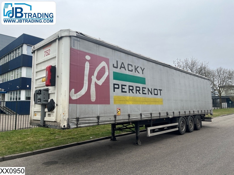 Fruehauf Tautliner - Planenauflieger: das Bild 1 Fruehauf Tautliner - Planenauflieger: das Bild 1