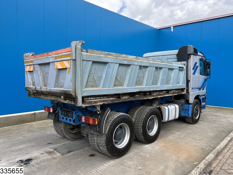 Mercedes-Benz Actros 2643 6x4, EURO 2, Manual, Retarder - Kipper: das Bild 2 Mercedes-Benz Actros 2643 6x4, EURO 2, Manual, Retarder - Kipper: das Bild 2
