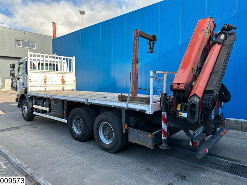 Renault Kerax 380 Dxi 6X4, EURO 6, Retarder, Palfinger, Remote - Pritsche LKW, Autokran: das Bild 5 Renault Kerax 380 Dxi 6X4, EURO 6, Retarder, Palfinger, Remote - Pritsche LKW, Autokran: das Bild 5