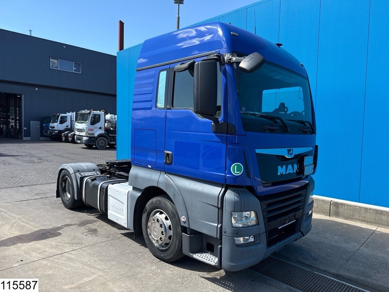 MAN TGX 18 420 EURO 6, ADR, Standairco, PTO - Sattelzugmaschine: das Bild 2 MAN TGX 18 420 EURO 6, ADR, Standairco, PTO - Sattelzugmaschine: das Bild 2