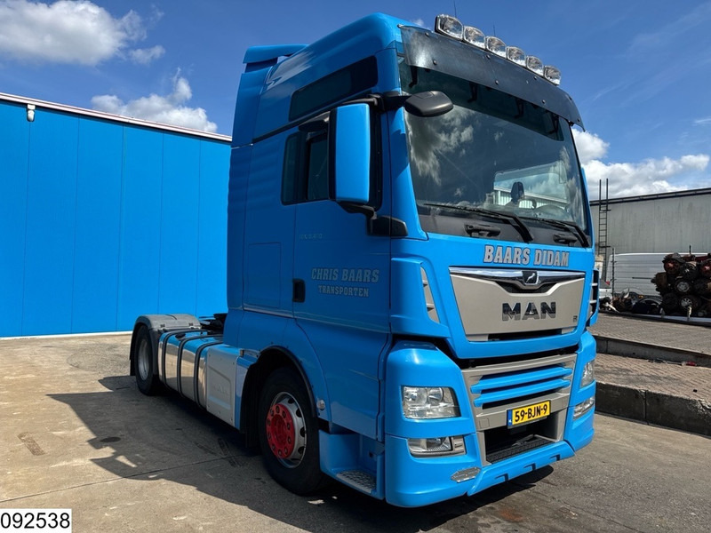 MAN TGX 18 460 Euro 6, Engine defect - Sattelzugmaschine: das Bild 3 MAN TGX 18 460 Euro 6, Engine defect - Sattelzugmaschine: das Bild 3