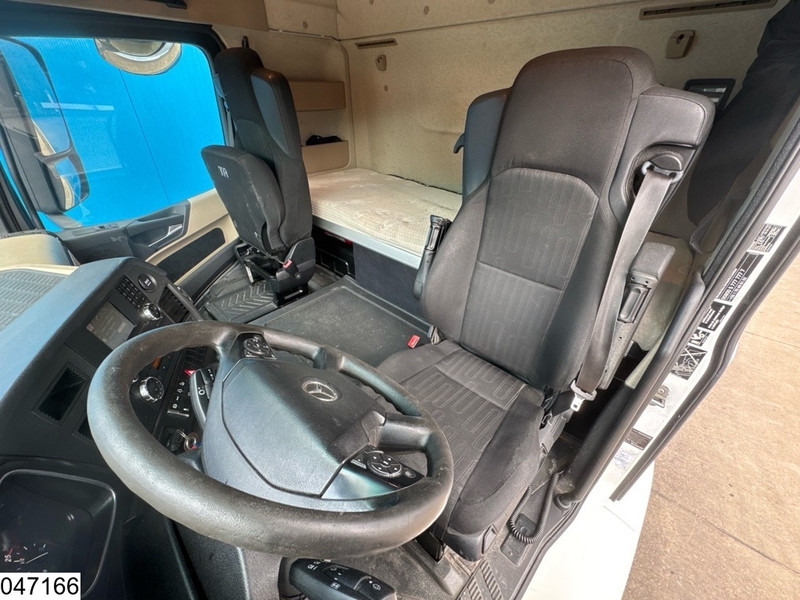 Sattelzugmaschine Mercedes-Benz Actros 1845 EURO 6: das Bild 9