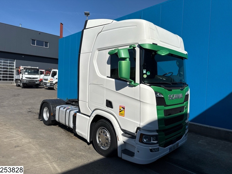 Scania R 450 EURO 6, Retarder, Standairco - Sattelzugmaschine: das Bild 2 Scania R 450 EURO 6, Retarder, Standairco - Sattelzugmaschine: das Bild 2