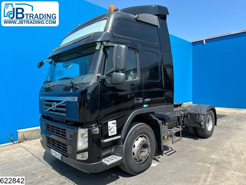 Volvo FM 450 EURO 5 - Sattelzugmaschine: das Bild 1 Volvo FM 450 EURO 5 - Sattelzugmaschine: das Bild 1