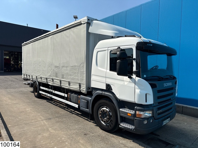 Scania P 270 EURO 3, 3p, Dhollandia - Plane LKW: das Bild 2 Scania P 270 EURO 3, 3p, Dhollandia - Plane LKW: das Bild 2