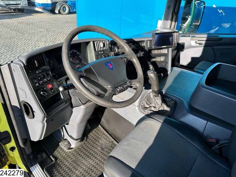 Scania P 320 EURO 5, Manual transmission, Retarder - Tiertransporter LKW: das Bild 5 Scania P 320 EURO 5, Manual transmission, Retarder - Tiertransporter LKW: das Bild 5