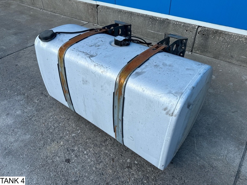 Universeel Brandstoftank - Kraftstofftank für LKW: das Bild 2 Universeel Brandstoftank - Kraftstofftank für LKW: das Bild 2