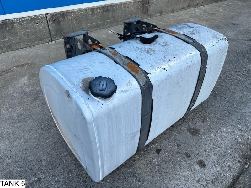 Universeel Brandstoftank - Kraftstofftank für LKW: das Bild 3 Universeel Brandstoftank - Kraftstofftank für LKW: das Bild 3