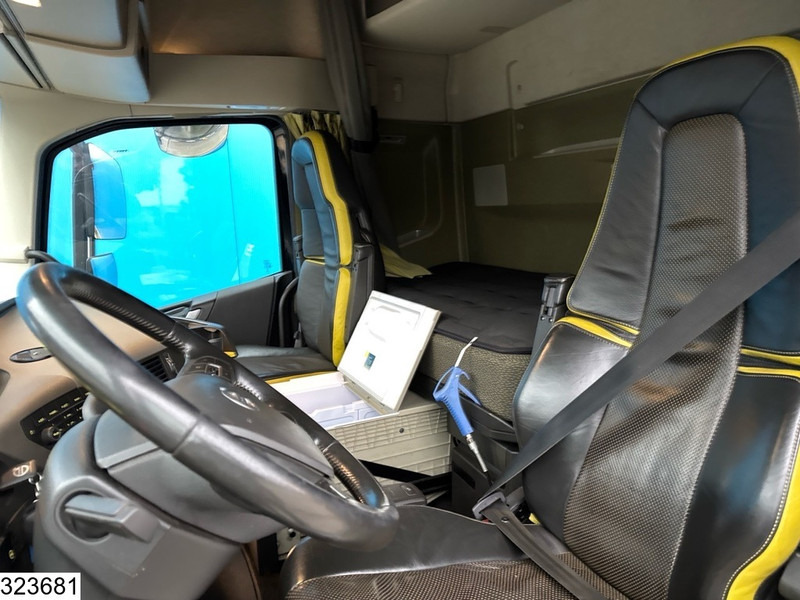 Fahrgestell LKW Volvo FH16 750 6X4, EURO 6, Retarder, PTO: das Bild 8