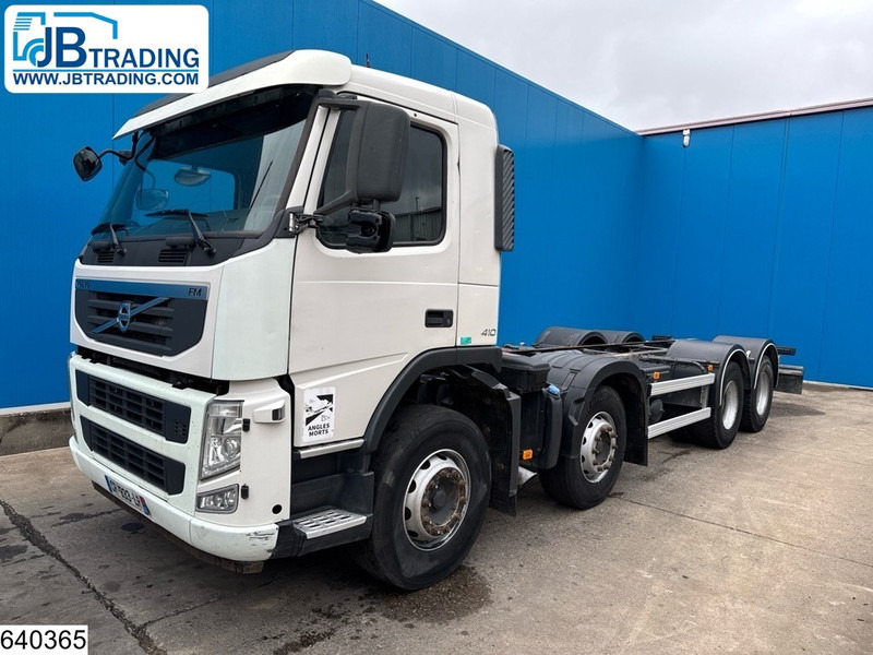 Volvo FM 410 8x4, EURO 5, PTO - Fahrgestell LKW: das Bild 1 Volvo FM 410 8x4, EURO 5, PTO - Fahrgestell LKW: das Bild 1