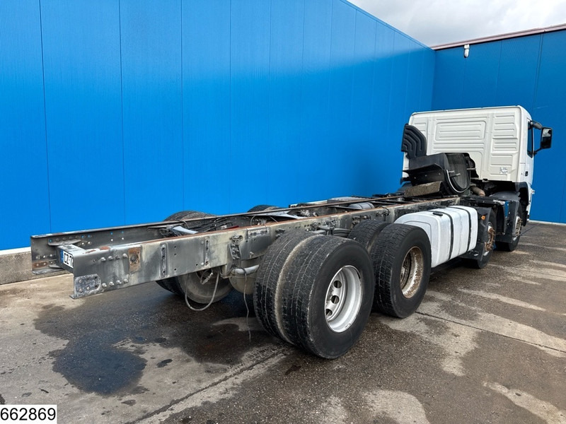 Volvo FM 410 8x4, EURO 5, PTO - Fahrgestell LKW: das Bild 2 Volvo FM 410 8x4, EURO 5, PTO - Fahrgestell LKW: das Bild 2