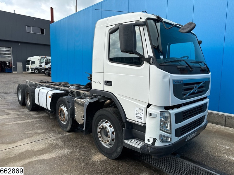 Volvo FM 410 8x4, EURO 5, PTO - Fahrgestell LKW: das Bild 3 Volvo FM 410 8x4, EURO 5, PTO - Fahrgestell LKW: das Bild 3