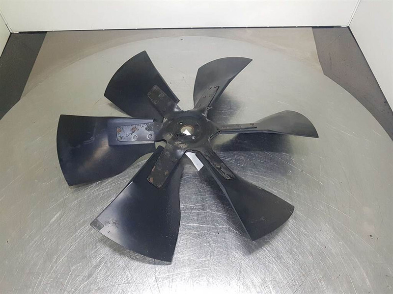 Case 921C - Fan/Lüfterrad/Koelvin - Motor für Baumaschine: das Bild 1 Case 921C - Fan/Lüfterrad/Koelvin - Motor für Baumaschine: das Bild 1